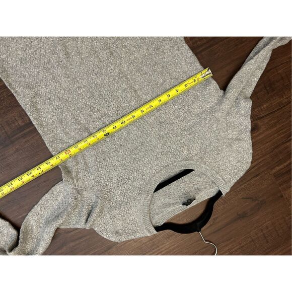 Talbots Gray Lambs Wool Blend Knit Sweater Size Medium - Picture 8 of 8